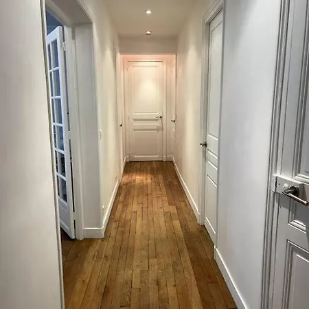 70m2 Parc Monceau *